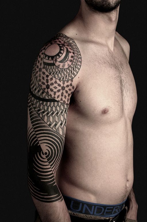 Blackwork dövme çalışması 08