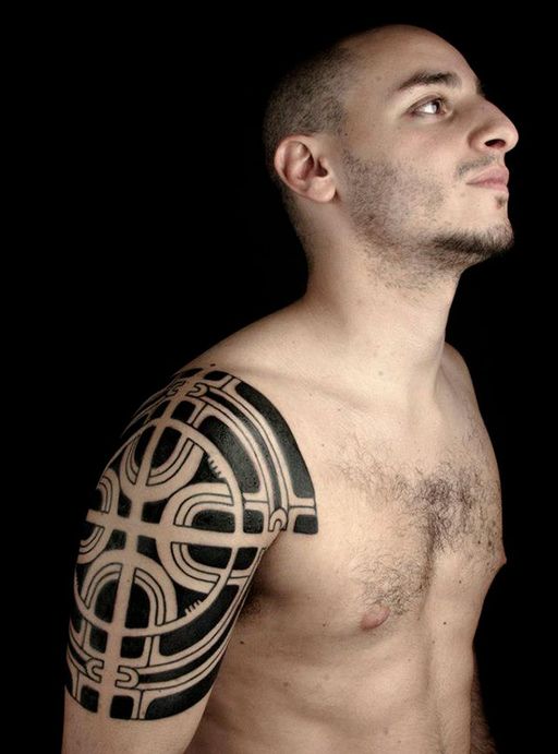 Blackwork dövme çalışması 16
